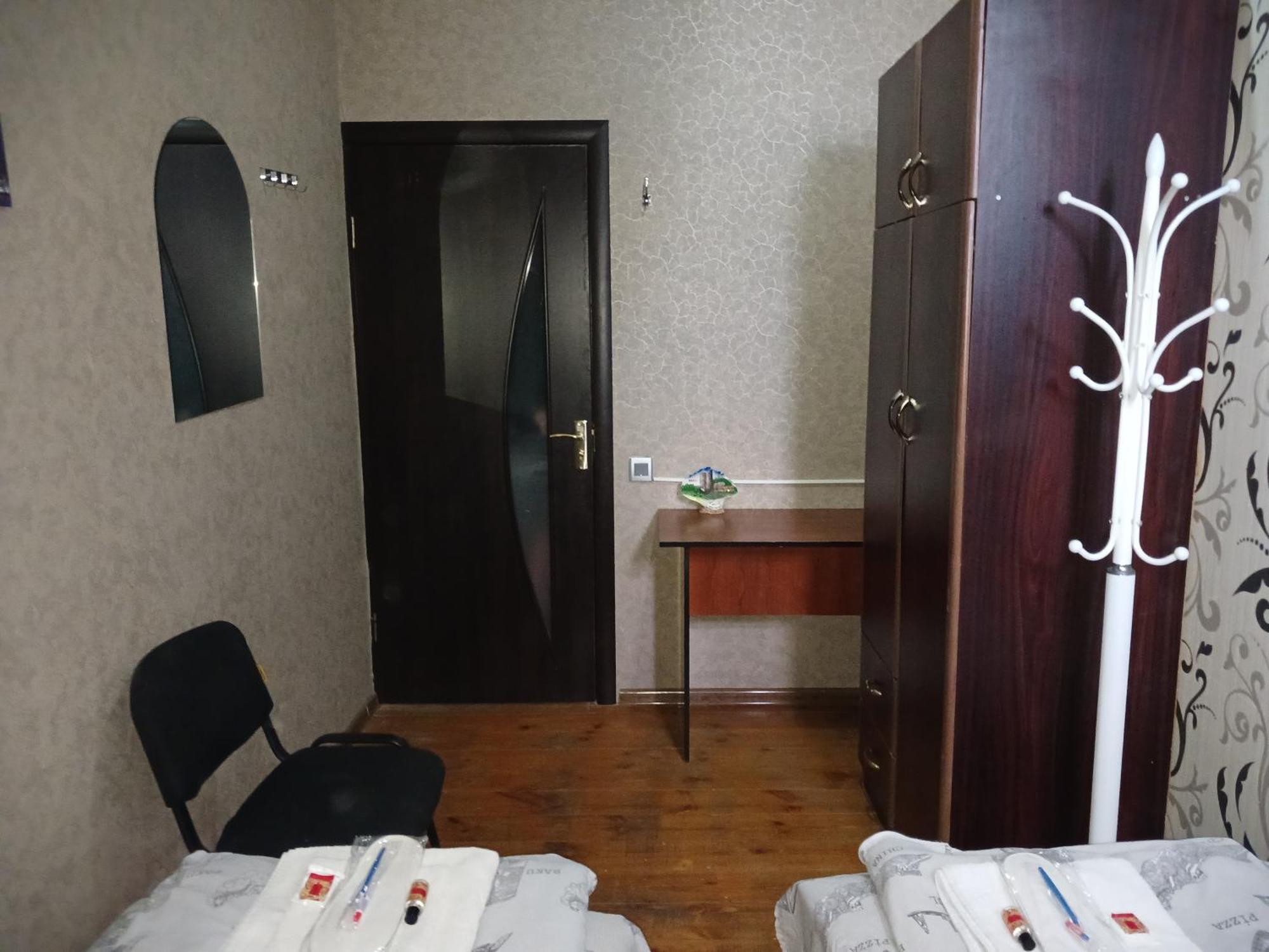 Cth-Baku-Hostel Esterno foto