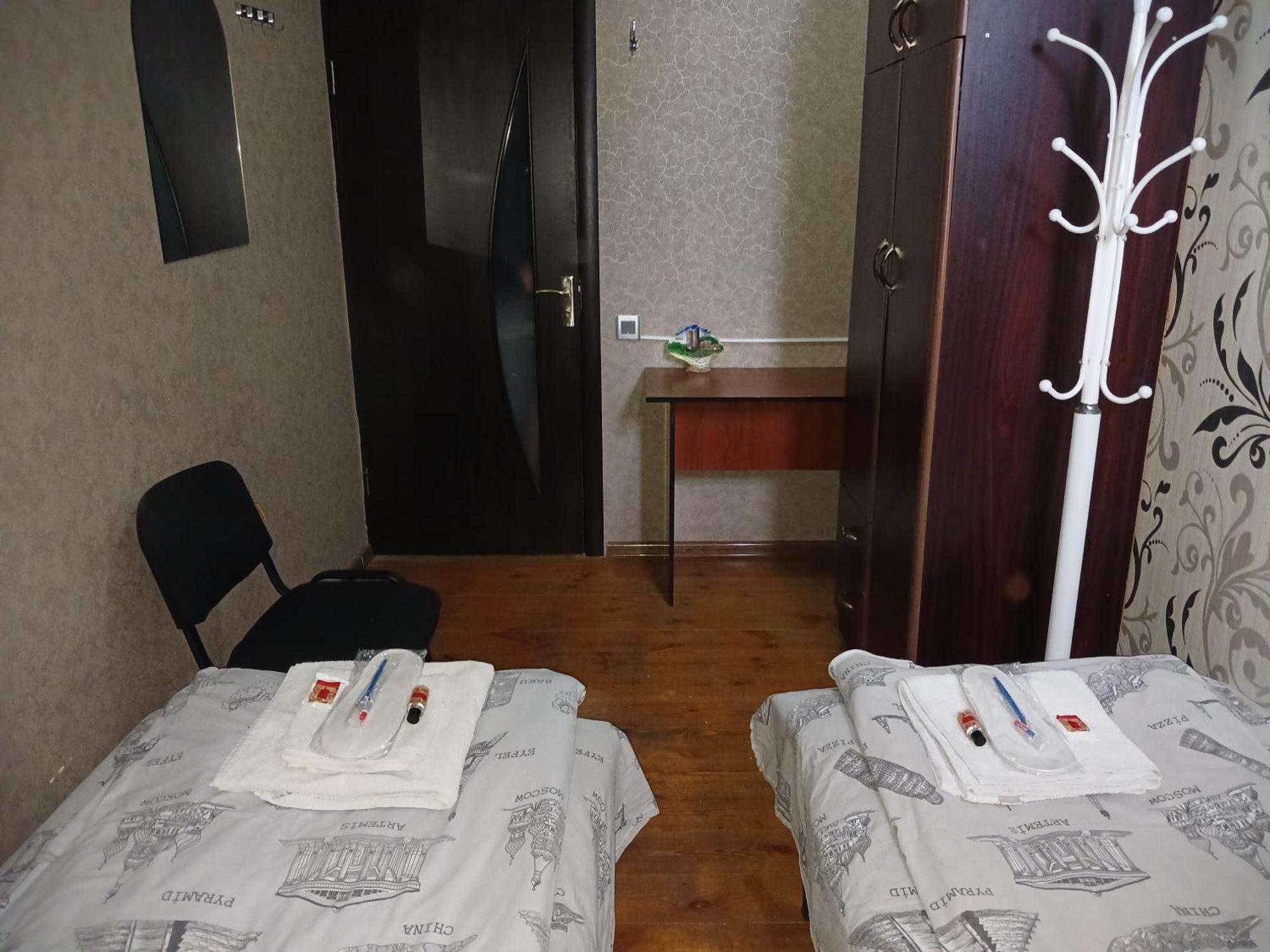 Cth-Baku-Hostel Esterno foto